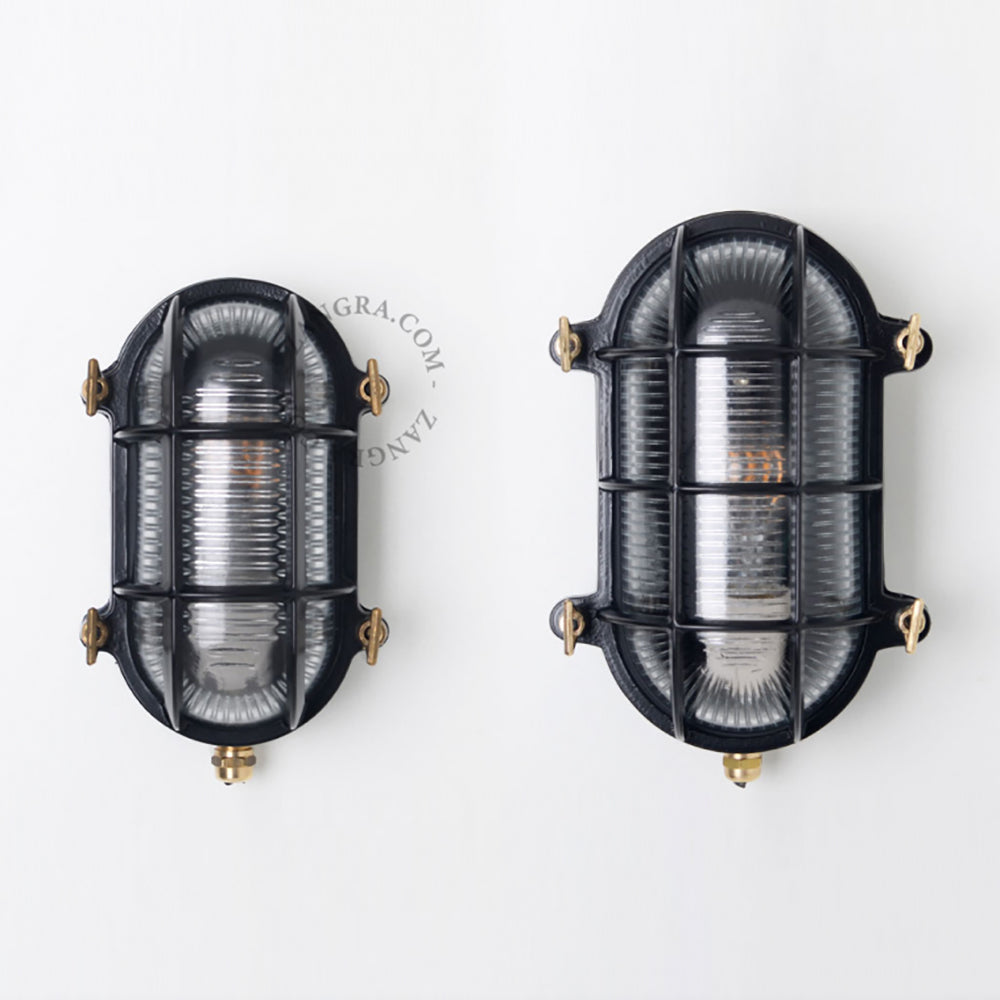 BULLAUGE OVAL SCHWARZES MESSING – WANDLEUCHTE GROSS (8477266247893)