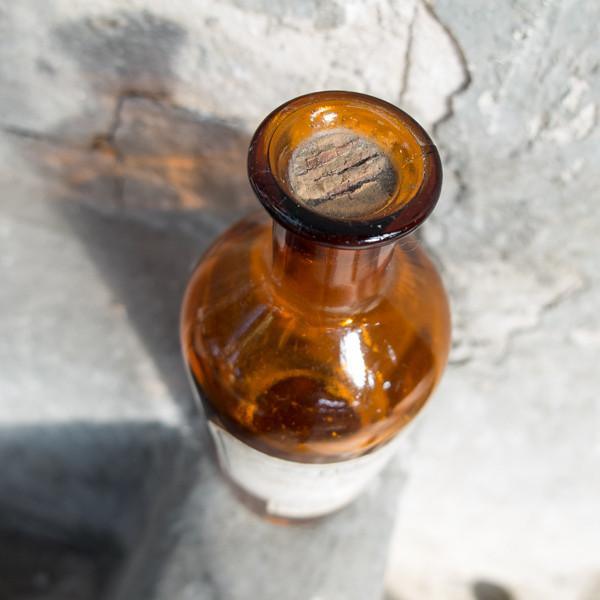 APOTHEKER FLASCHE BRAUN KLEIN - DAS_OBJEKT (9327461449)