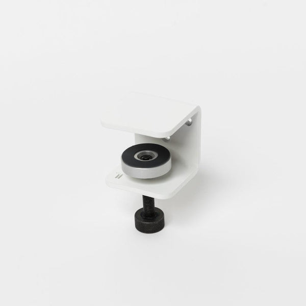 HALTERUNG / WANDHALERUNG TIPTOE - DAS_OBJEKT (4598867984465)