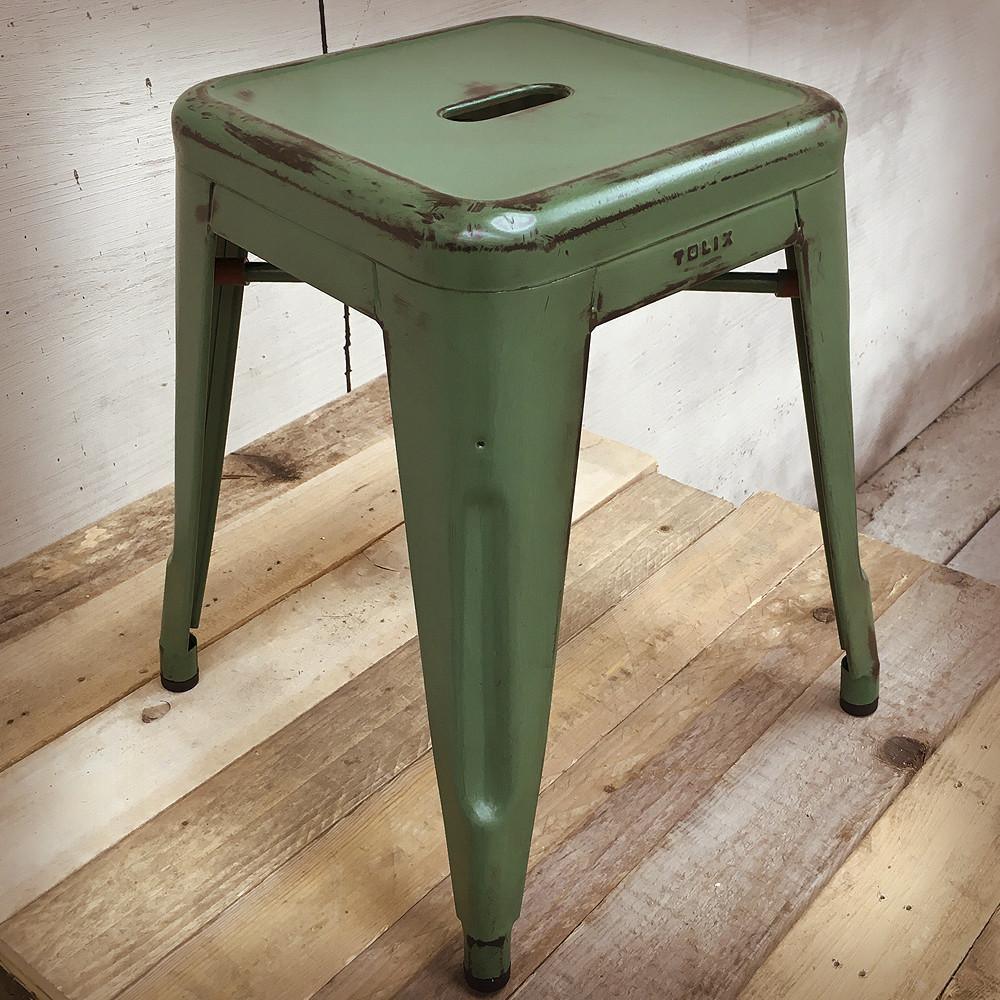 HOCKER H45 RAW PATINIERT GRÜN - DAS_OBJEKT (9332954121)
