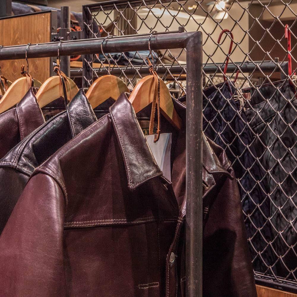 KLEIDERSTÄNDER 1 - DAS_OBJEKT (4460926435409)