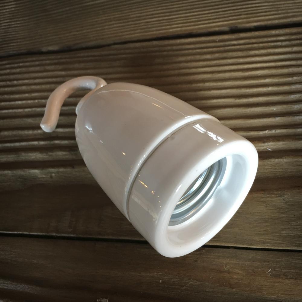 PORZELLANFASSUNG E27 MIT HAKEN WEISS - DAS_OBJEKT (9441479689)