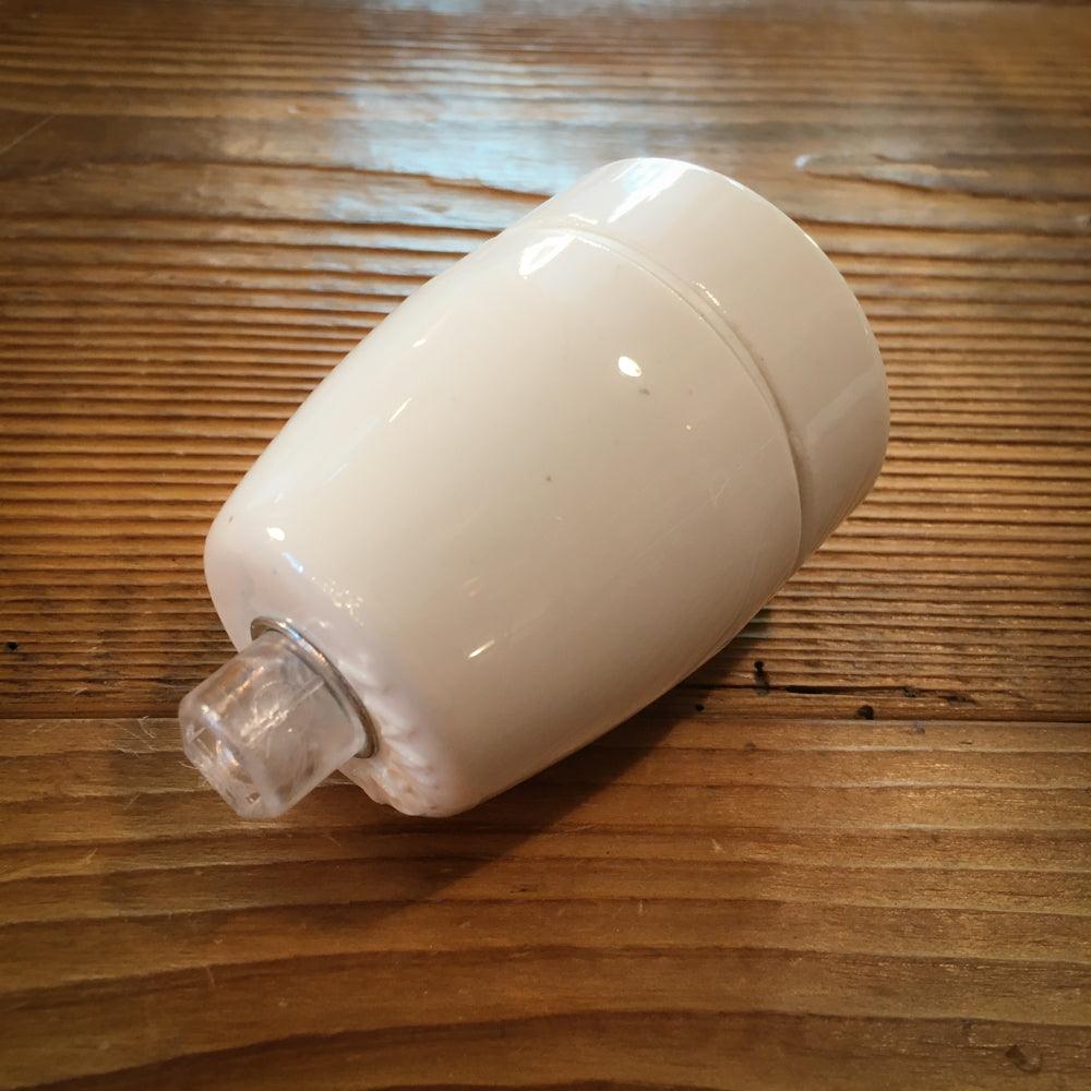 PORZELLANFASSUNG E27 WEISS ENEC - DAS_OBJEKT (9539211977)