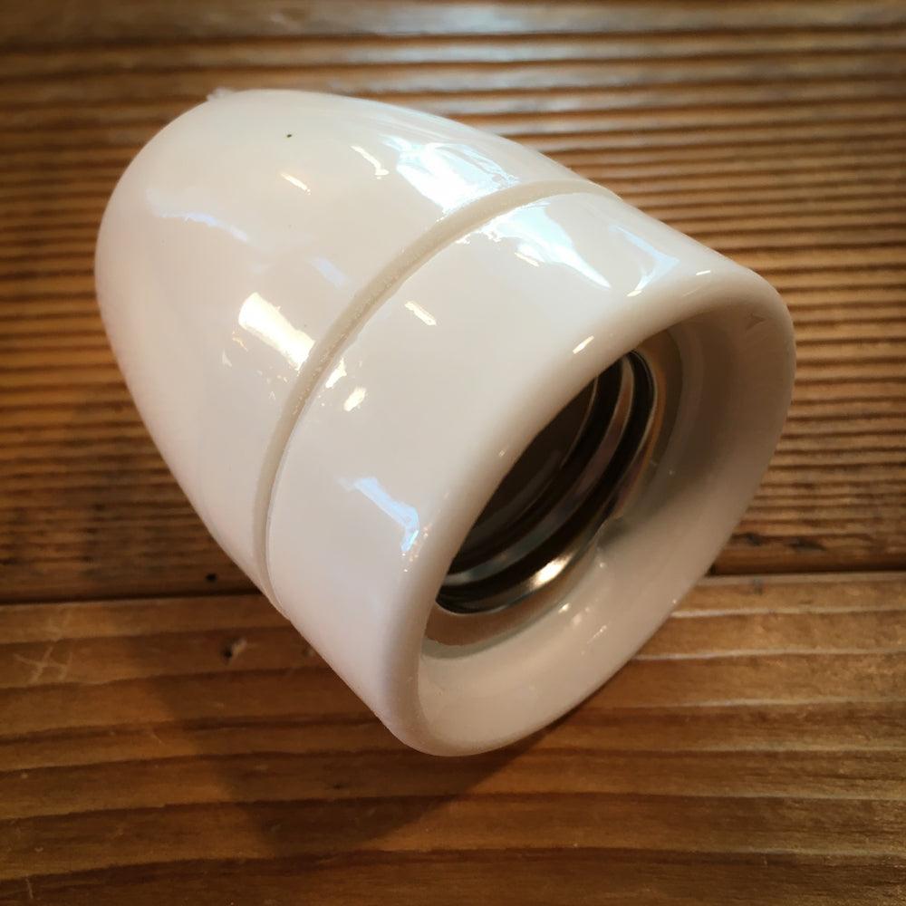 PORZELLANFASSUNG E27 WEISS ENEC - DAS_OBJEKT (9539211977)