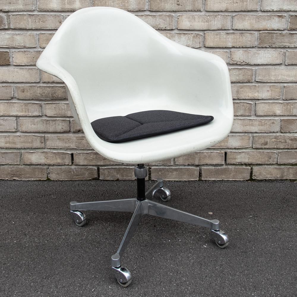 SITZKISSEN EAMES ARMCHAIR TYP EA – ANTHRAZIT MELANGE - DAS_OBJEKT (7310530445486)