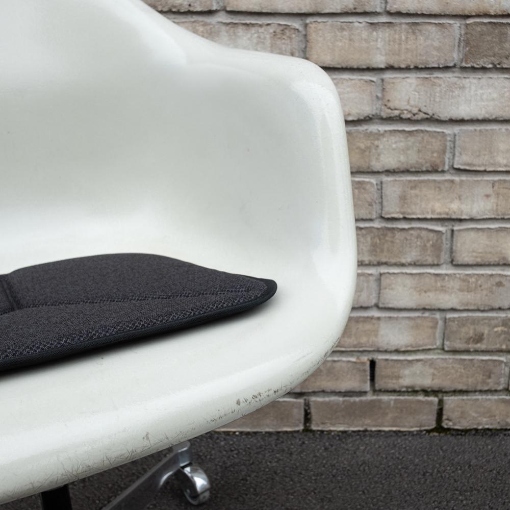 SITZKISSEN EAMES ARMCHAIR TYP EA – ANTHRAZIT MELANGE - DAS_OBJEKT (7310530445486)
