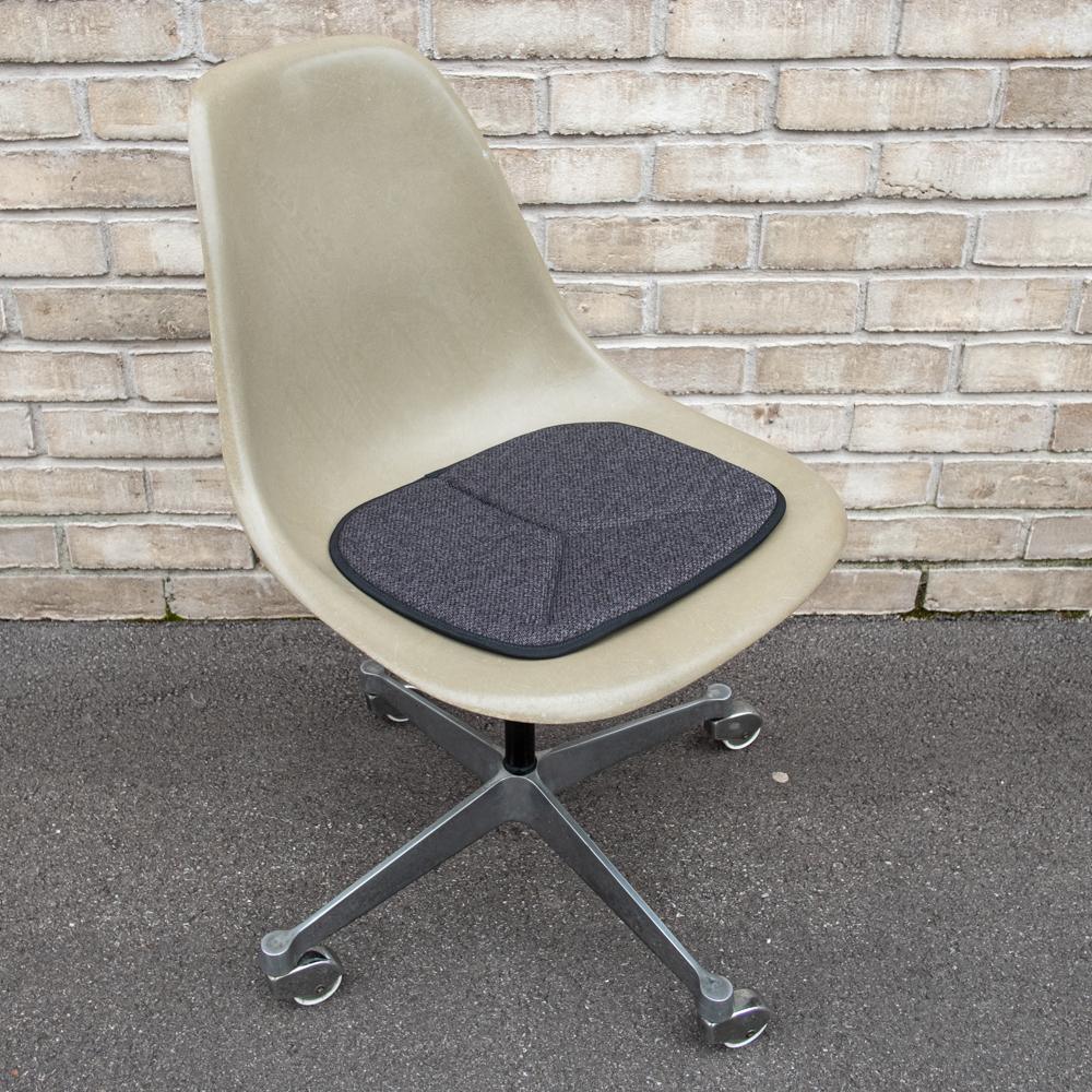 SITZKISSEN EAMES SIDE CHAIR TYP ES – ANTHRAZIT MELANGE - DAS_OBJEKT (7310530281646)
