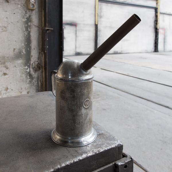 VINTAGE OELDISPENSER IL - DAS_OBJEKT (9610349641)