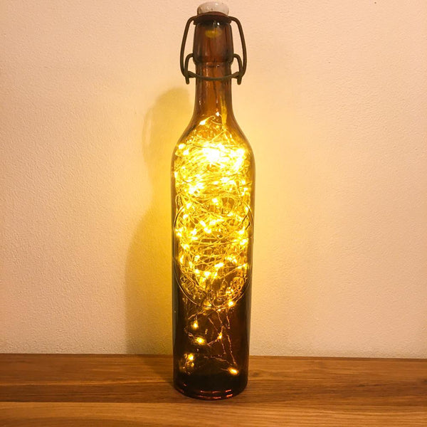 VINTAGE WEINFLASCHE AUS BORDEAUX MIT LICHTERKETTE - DAS_OBJEKT (4368820240465)