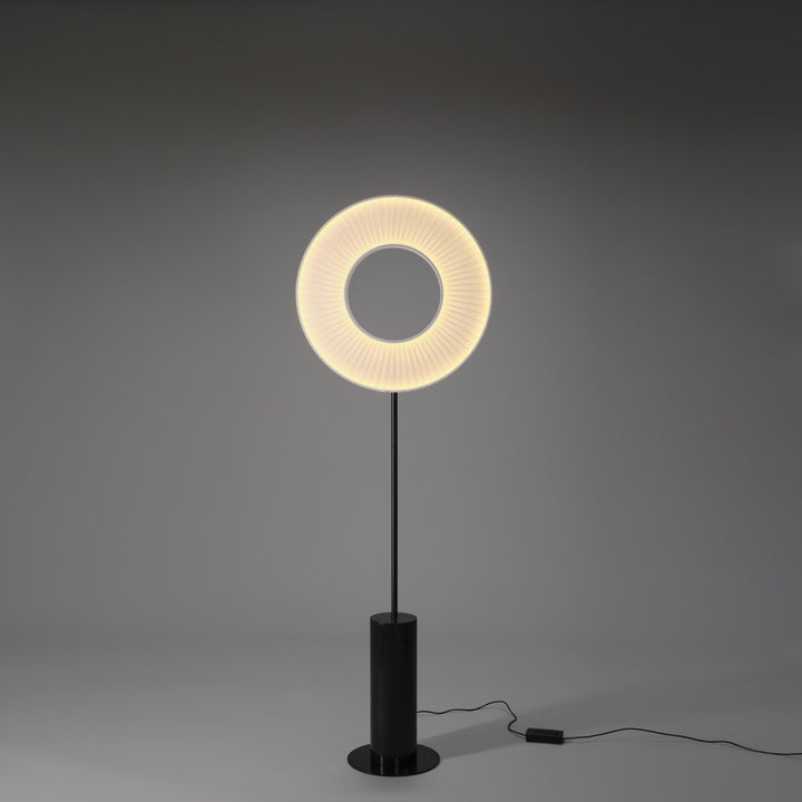 IRIS FLOOR TOTEM 50 – STEHLEUCHTE