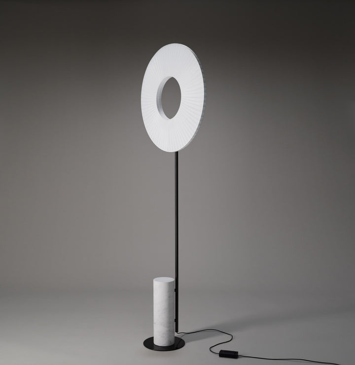 IRIS FLOOR TOTEM 60 – STEHLEUCHTE