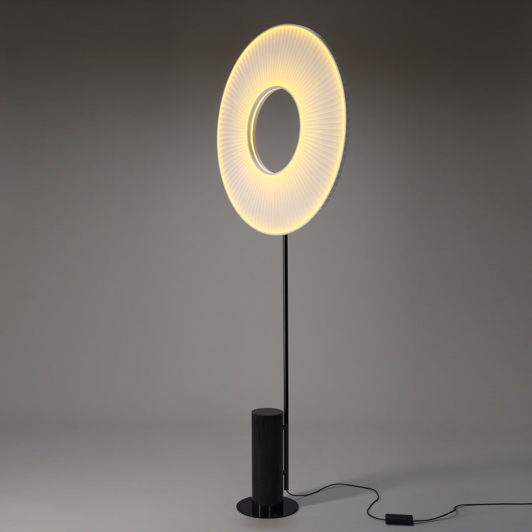 IRIS FLOOR TOTEM 80 – STEHLEUCHTE