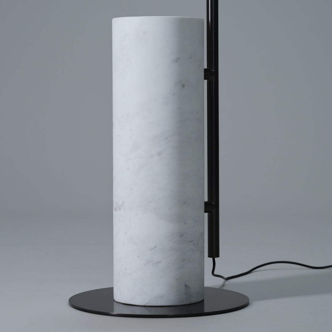 IRIS FLOOR TOTEM 60 – STEHLEUCHTE