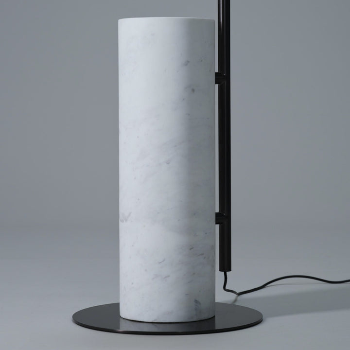 IRIS FLOOR TOTEM 60 – STEHLEUCHTE