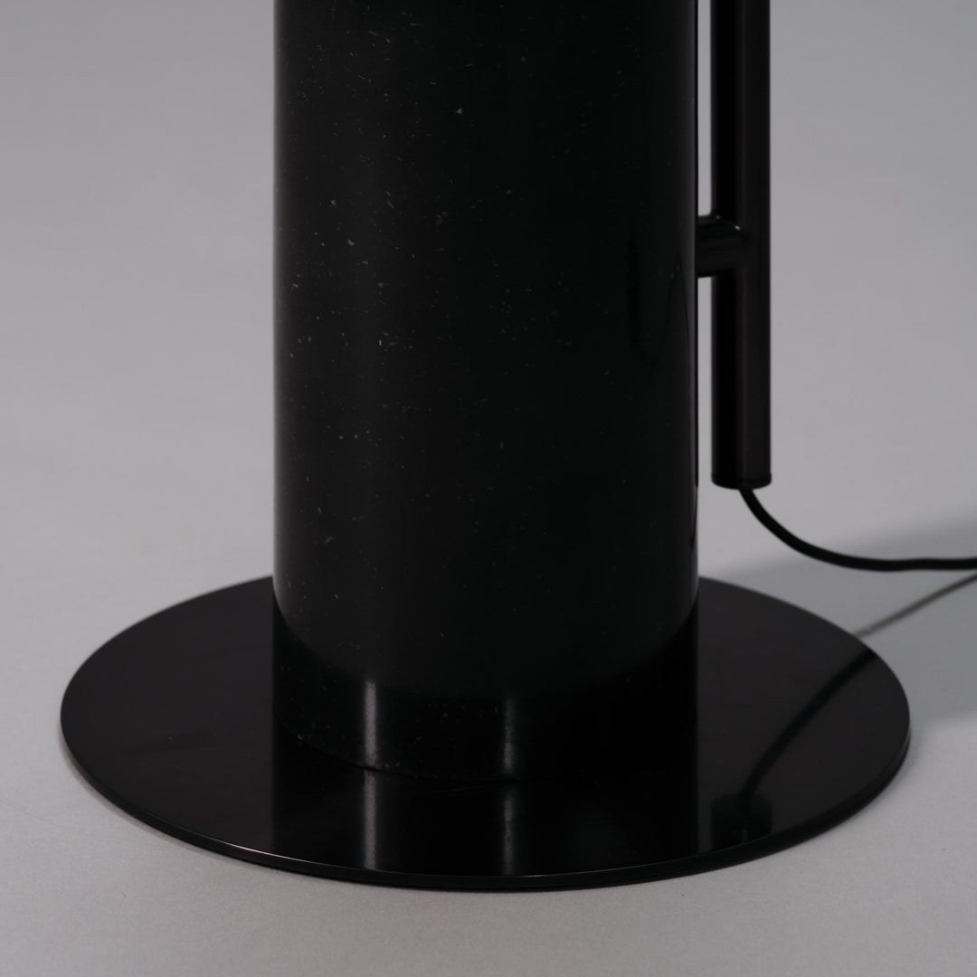 IRIS FLOOR TOTEM 60 – STEHLEUCHTE