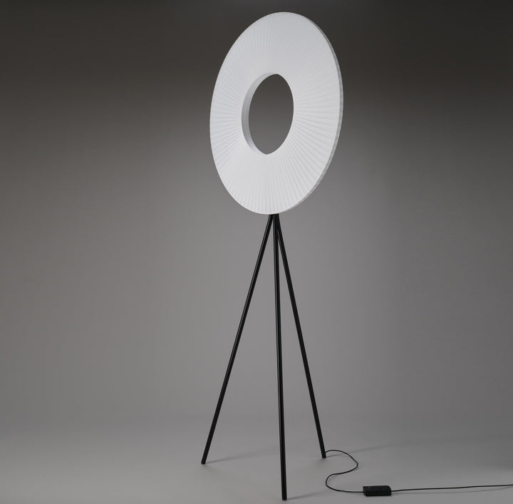 IRIS FLOOR TRIPOD 60 – STEHLEUCHTE