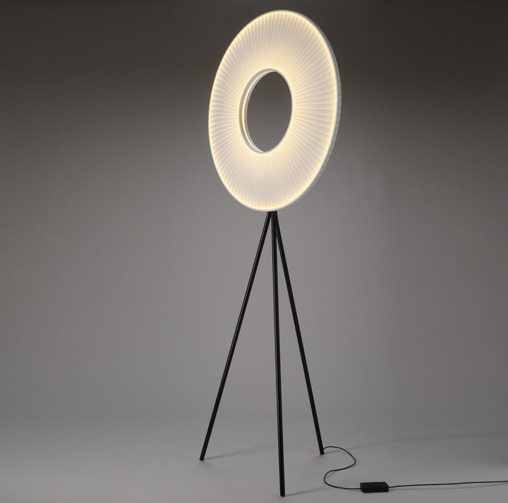 IRIS FLOOR TRIPOD 60 – STEHLEUCHTE