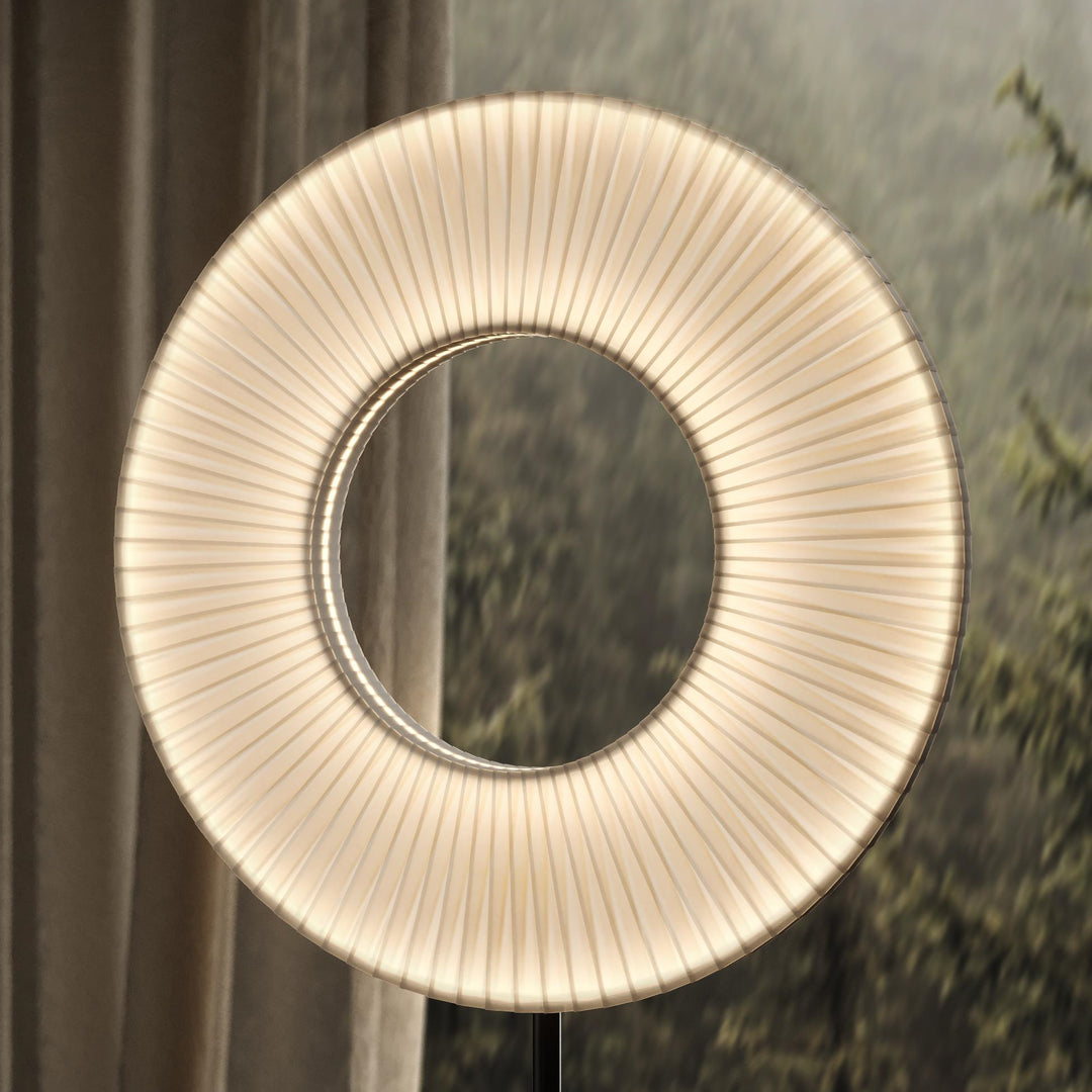 IRIS FLOOR TOTEM 60 – STEHLEUCHTE