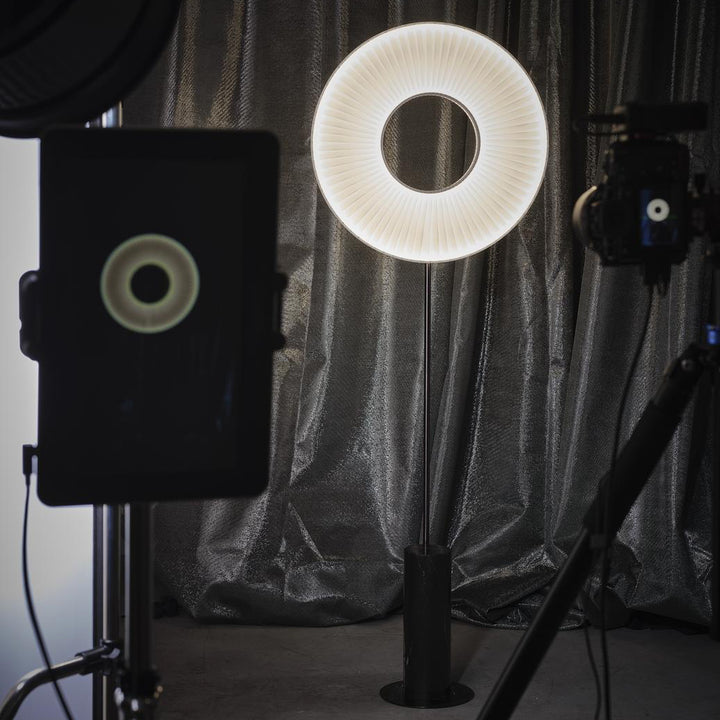 IRIS FLOOR TOTEM 80 – STEHLEUCHTE