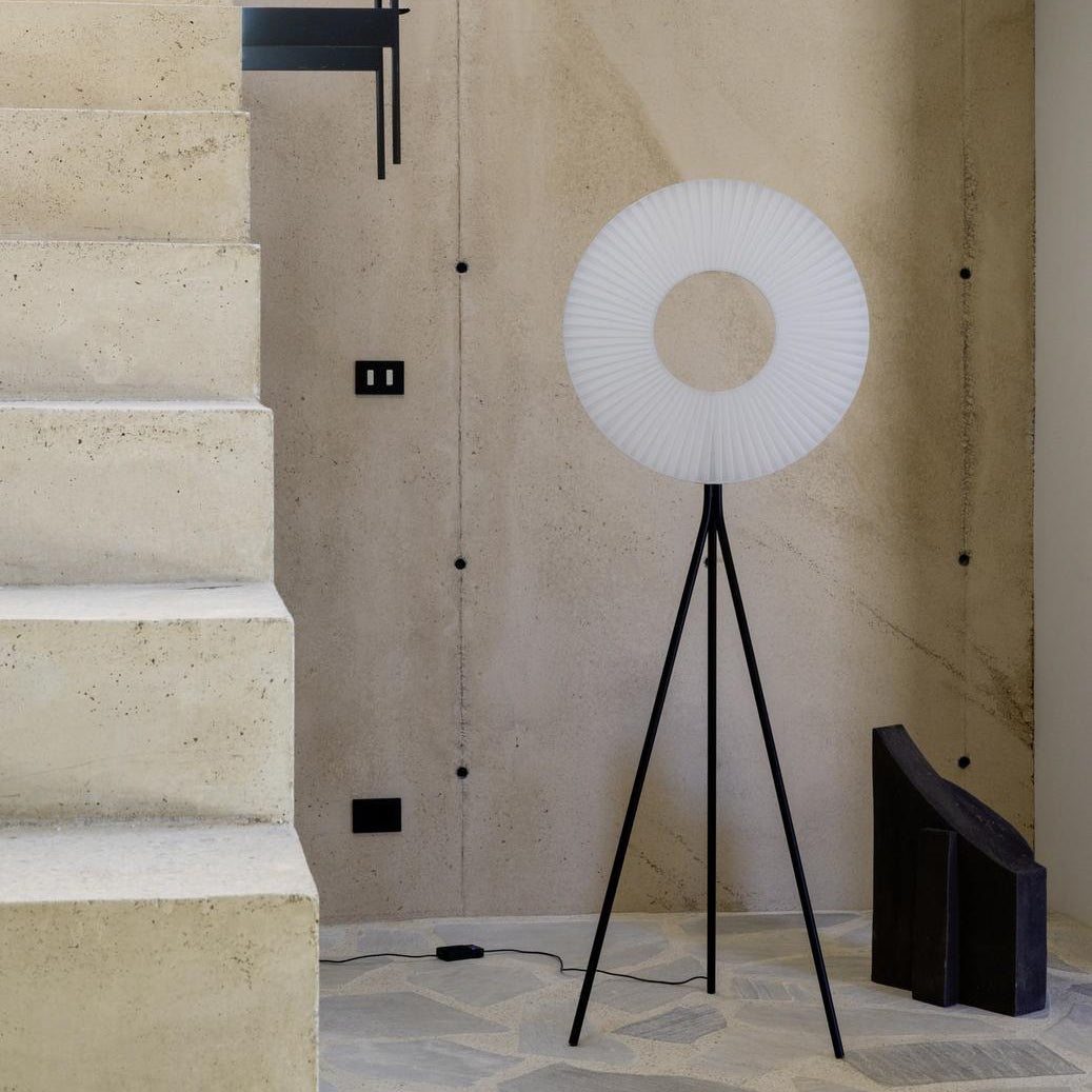 IRIS FLOOR TRIPOD 60 – STEHLEUCHTE