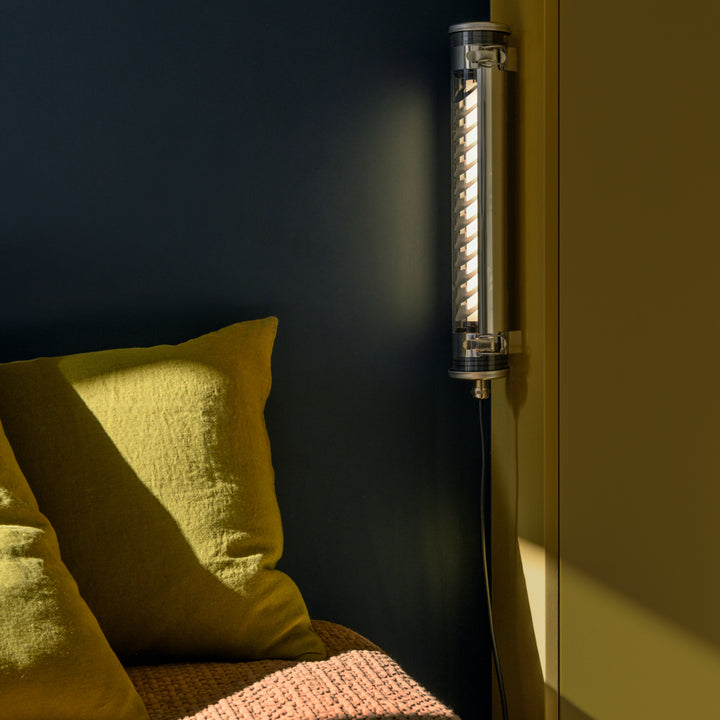 ELGAR 430 PUSH – WALL LIGHT