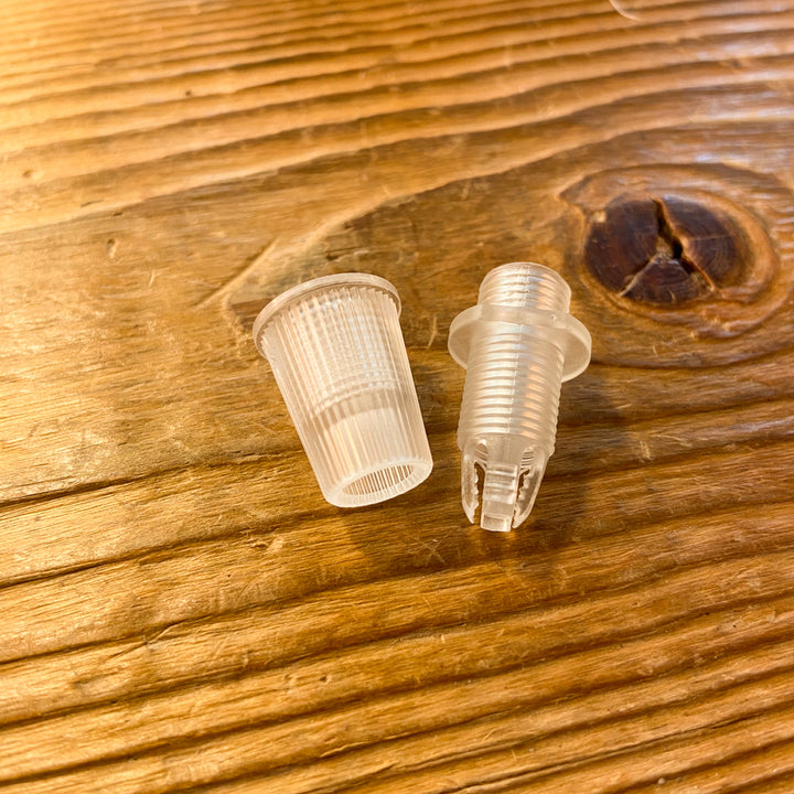 <transcy>STRAIN RELIEF</transcy>