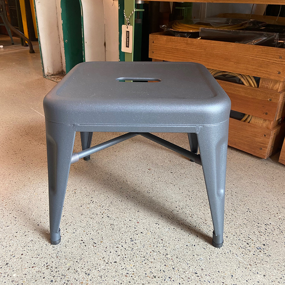 <transcy>STOOL H30</transcy>