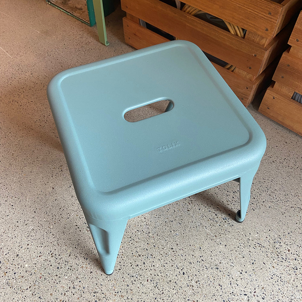 <transcy>STOOL H30</transcy>
