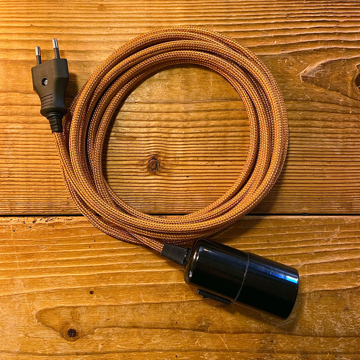 <transcy>SOCKET E27, PLASTIC BLACK</transcy>