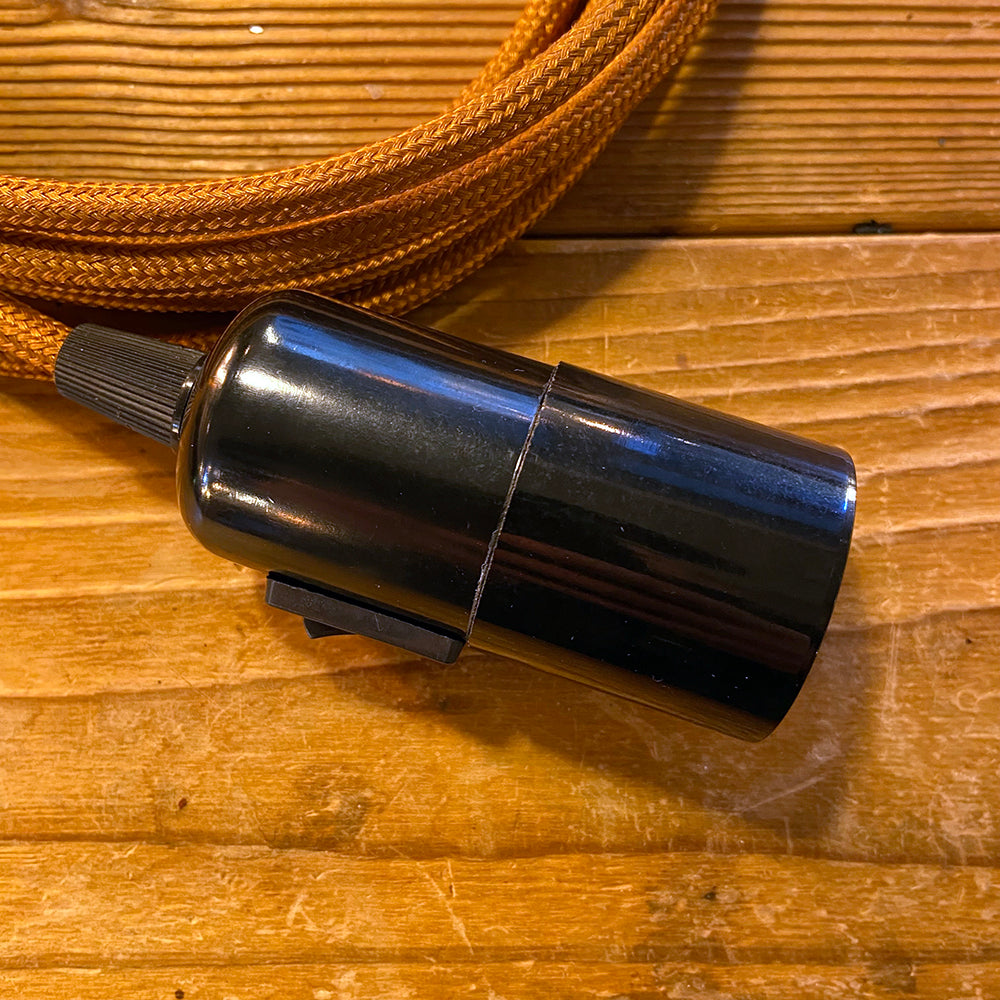 <transcy>SOCKET E27, PLASTIC BLACK</transcy>
