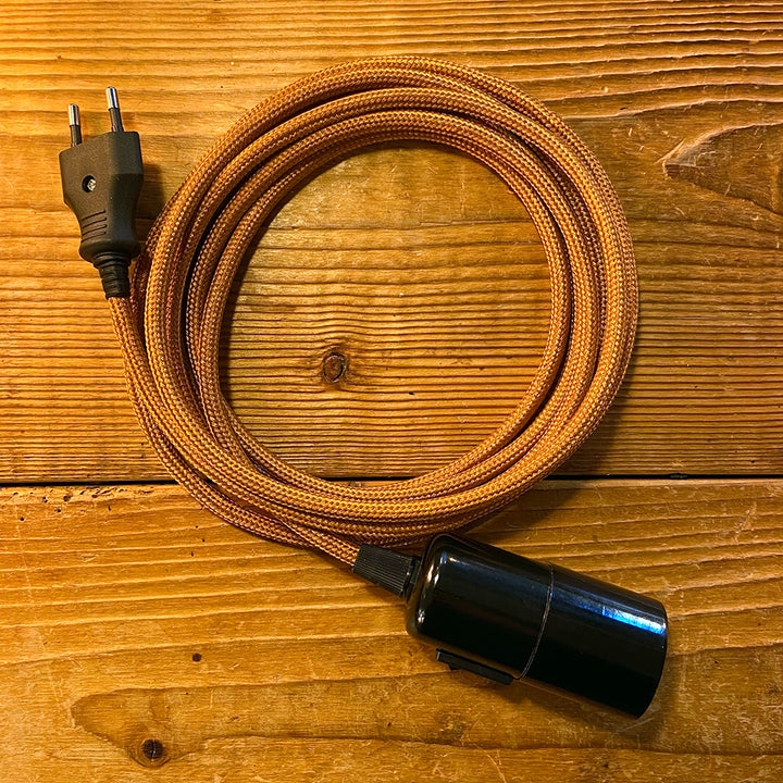 <transcy>SOCKET E27, PLASTIC BLACK</transcy>