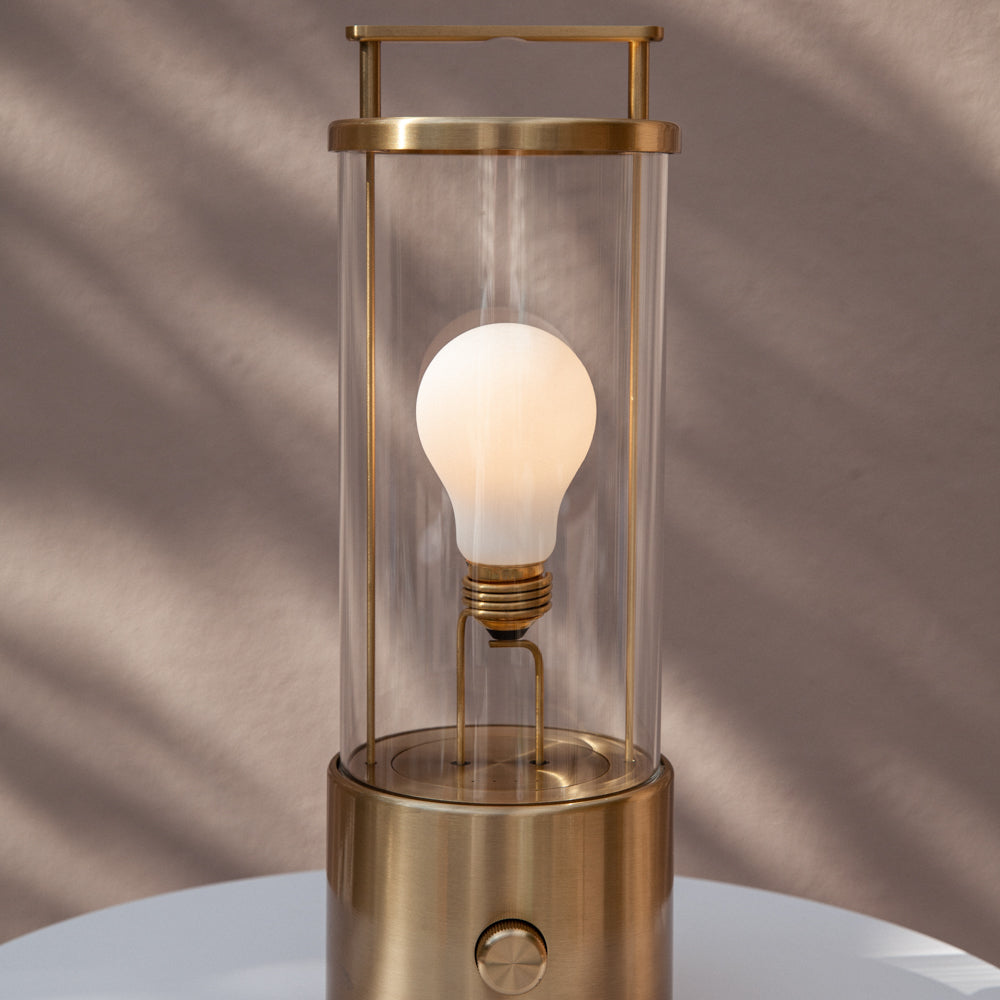 THE MUSE PORTABLE BRASS – AKKU-TISCHLEUCHTE