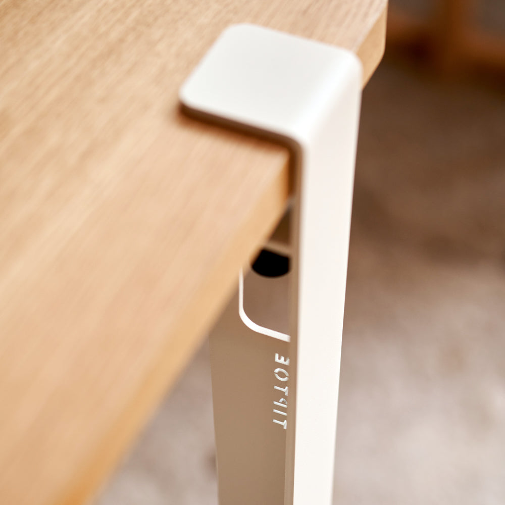 <transcy>TABLE LEG TIPTOE 43</transcy>