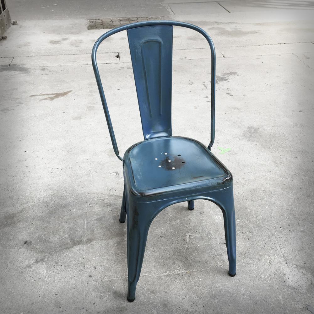 Tolix A Stuhl Raw Patiniert Blau