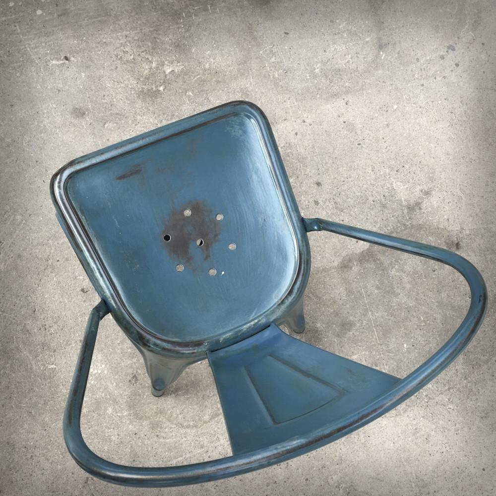 Tolix A Stuhl Raw Patiniert Blau