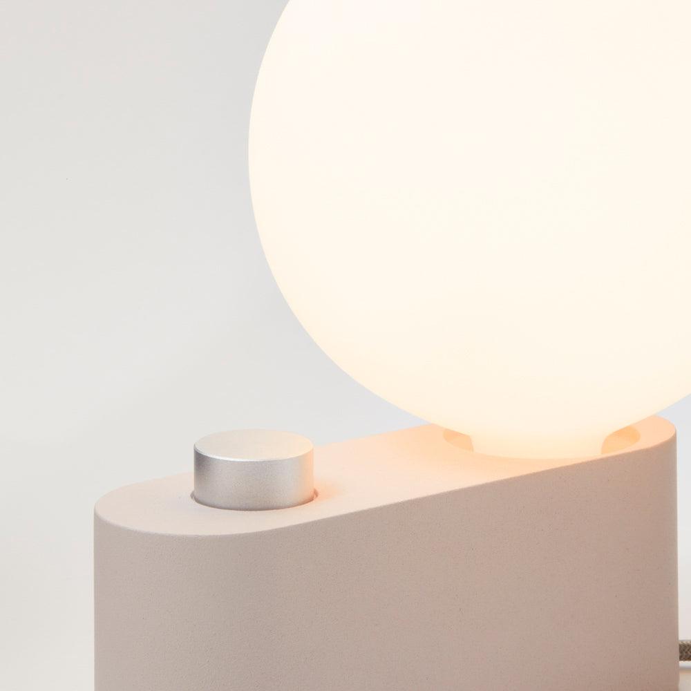 ALUMINA BLOSSOM – TISCHLEUCHTE - DAS_OBJEKT (7022895530158)