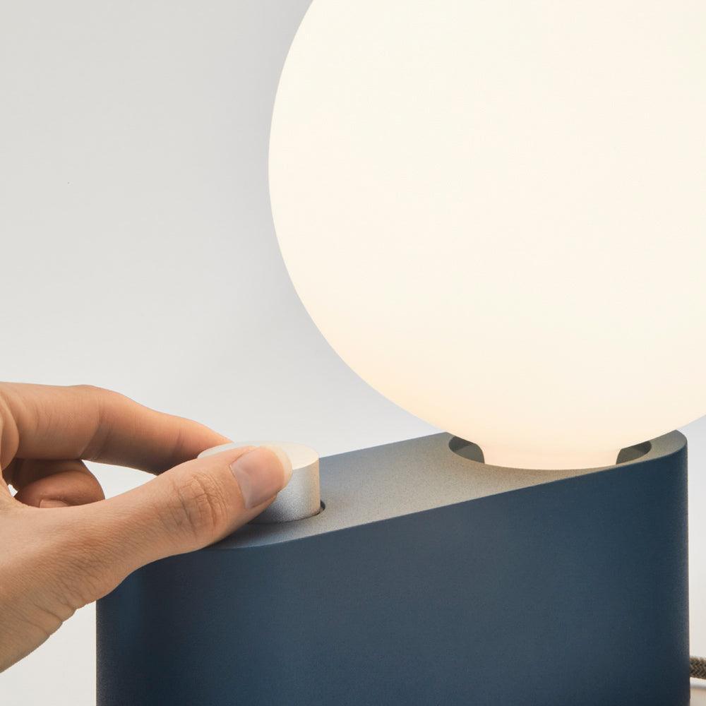ALUMINA SAPPHIRE – TISCHLEUCHTE - DAS_OBJEKT (7022900314286)