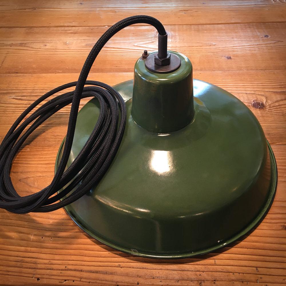 INDUSTRIELAMPE 31 VINTAGE GRÜN - DAS_OBJEKT (9539308745)