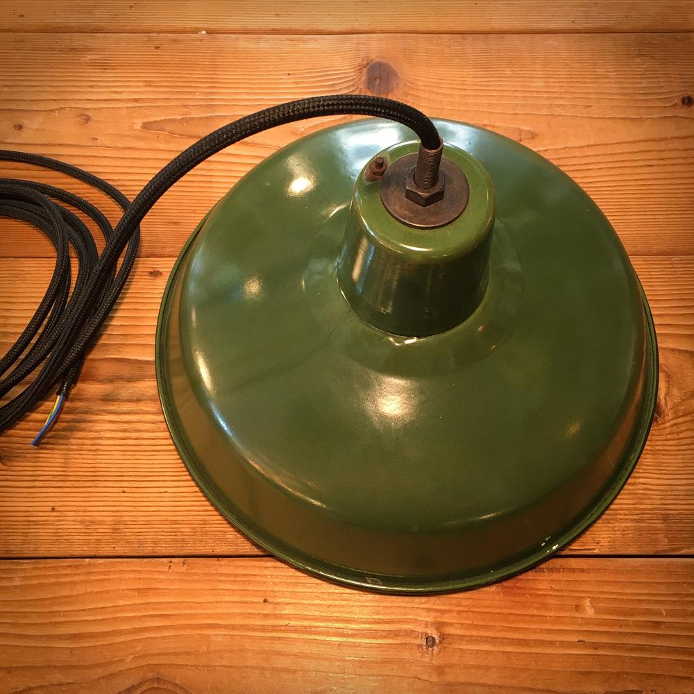 INDUSTRIELAMPE 31 VINTAGE GRÜN - DAS_OBJEKT (9539308745)
