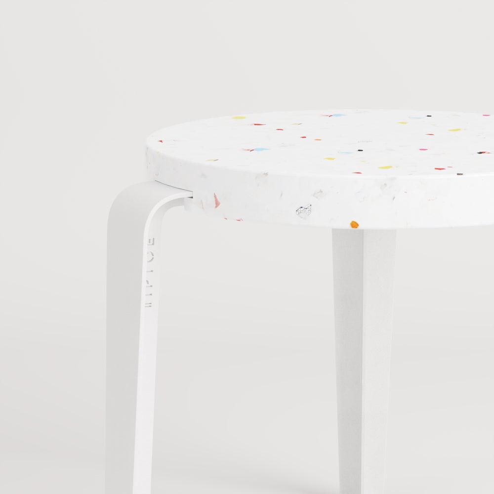 KIDS-HOCKER MINI LOU EICHE - DAS_OBJEKT (7449518112981)