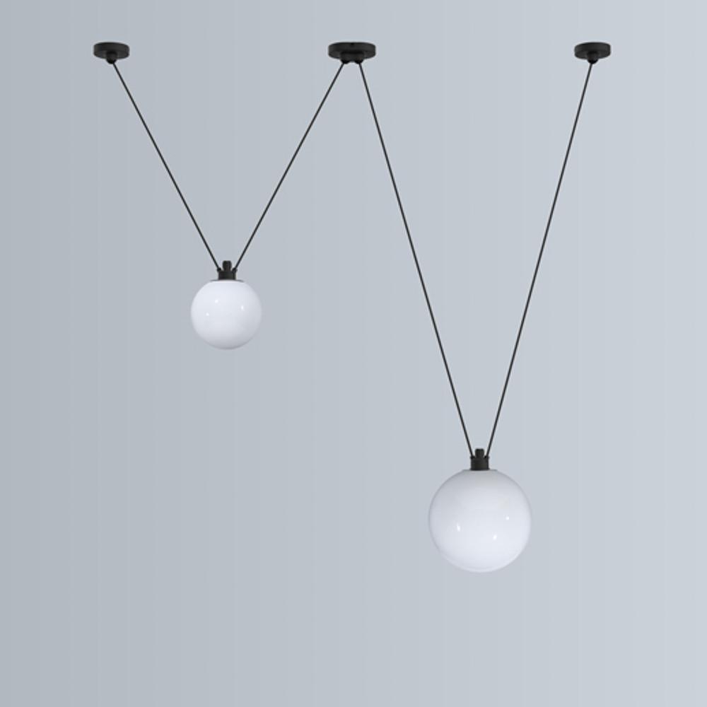 LES ACROBATES DE GRAS Nº 324 BALL - DAS_OBJEKT (9477169929)