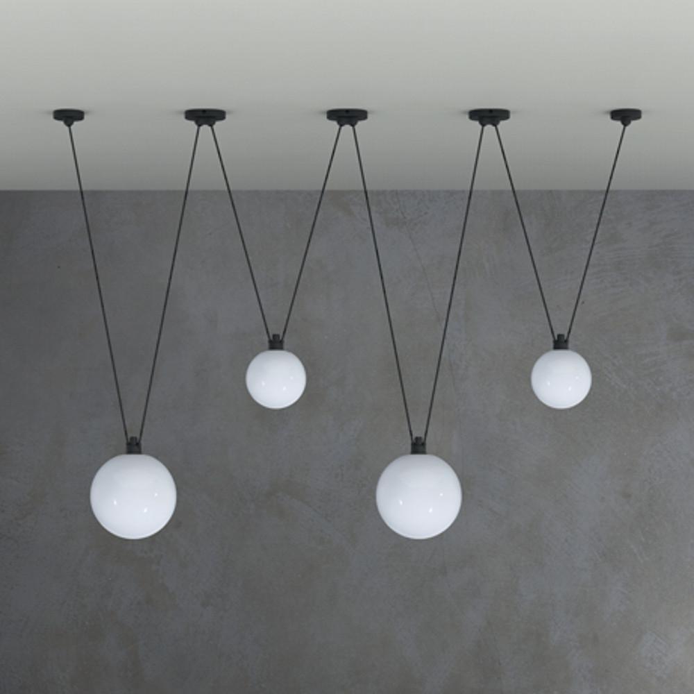 LES ACROBATES DE GRAS Nº 324 BALL - DAS_OBJEKT (9477169929)