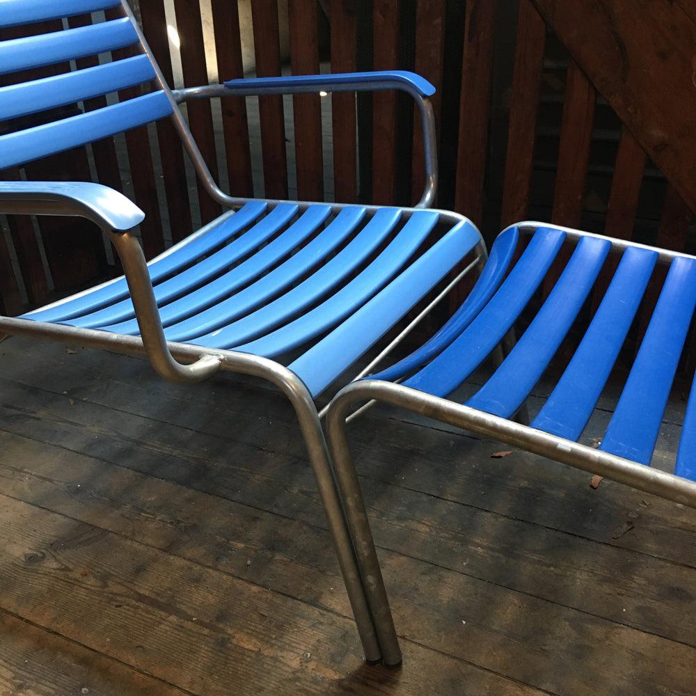 VINTAGE FUSSSCHEMEL MODELL 21 BLAU - DAS_OBJEKT (9912434953)