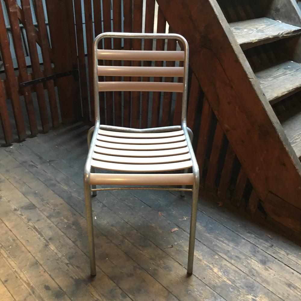 VINTAGE STUHL MODELL 10 BEIGE - DAS_OBJEKT (4680133148753)