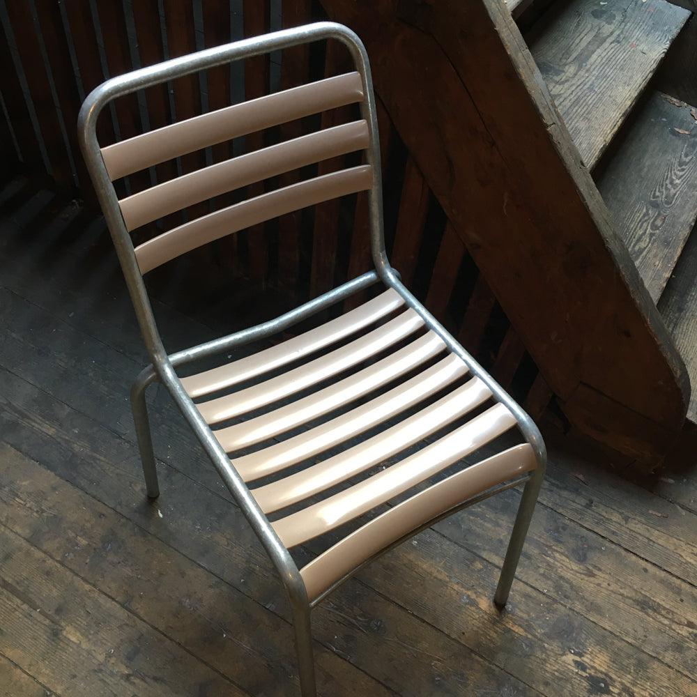 VINTAGE STUHL MODELL 10 BEIGE - DAS_OBJEKT (4680133148753)